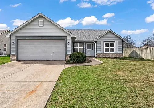 1126 Trillium Ln Photo 1