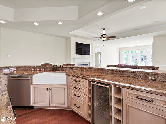 2nd image of 7012 Bloomsbury Ct SW