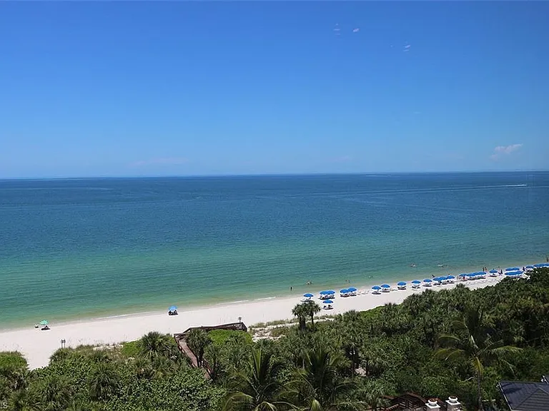 8665 Bay Colony Dr #901 — Photo 31