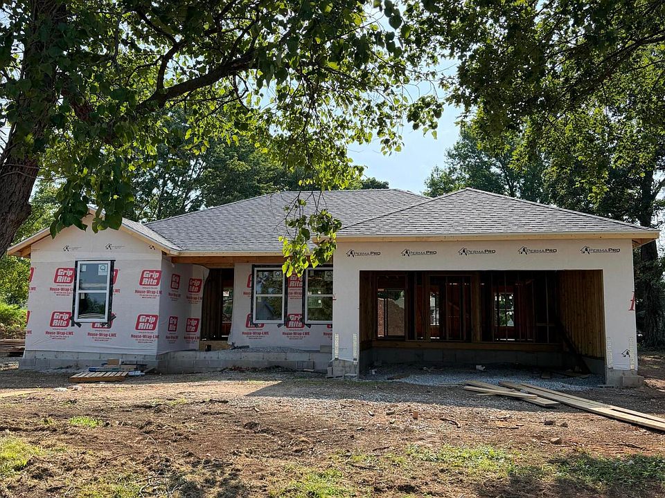 2nd image of 100 N Youngblood Street