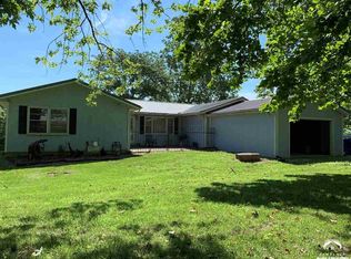 6428 Ness Rd, Oskaloosa, KS 66066