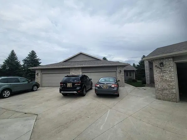 4410 S River Haven Rd, Moorhead, MN 56560