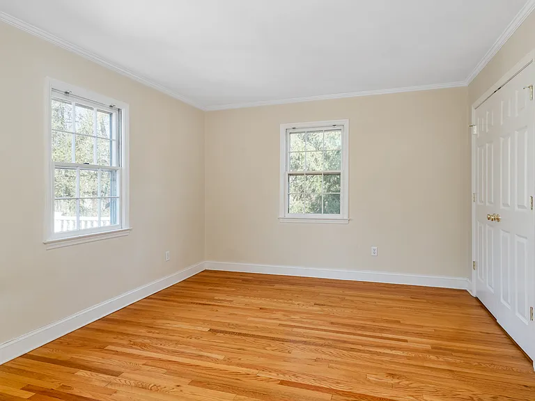 12 Norton Ln — Photo 14