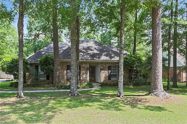 1st image of 6017 Chateau Loire Cir