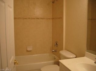 138 SE 4th Pl, Cape Coral, FL 33990