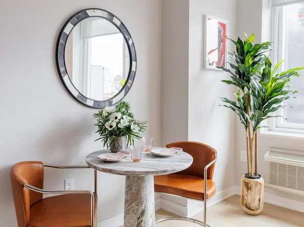 180 Morgan Street image 111 of 140