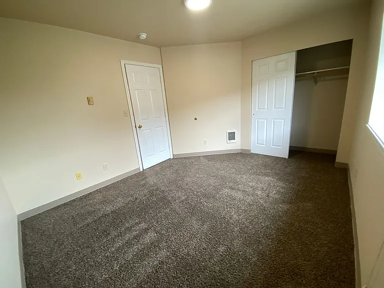 804 E White Birch Ave. — Photo 18