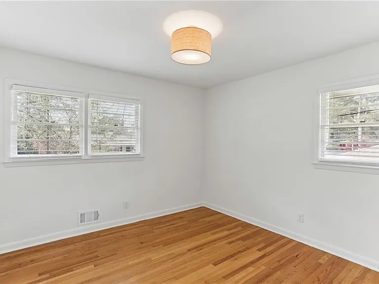 2888 Bonanza Dr — Photo 16