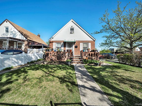 5th image of 119-53 230th Street