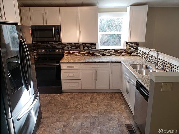 5th image of 11410 Jovita Blvd E