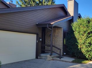 6 Loon Ln, Madison, WI 53717