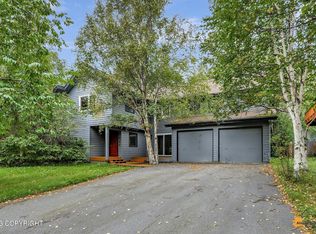 2931 Rocky Bay Cir, Anchorage, AK 99515