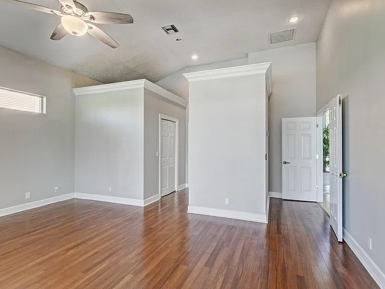139 Brookhaven Ct — Photo 54