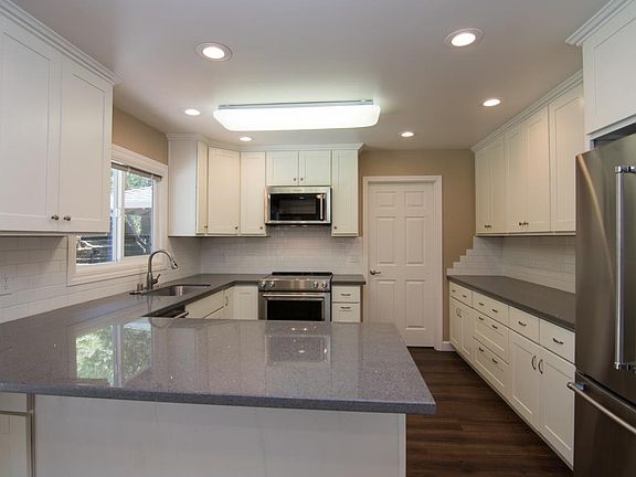 4th image of 131 Corona Way