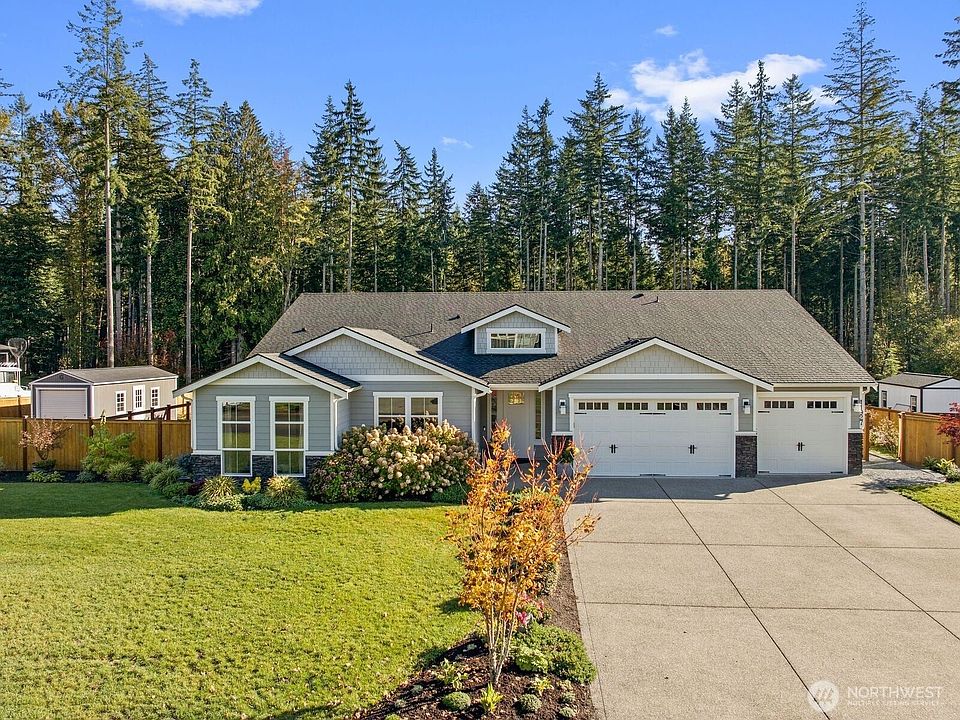 1st image of 11927 137th Drive NE