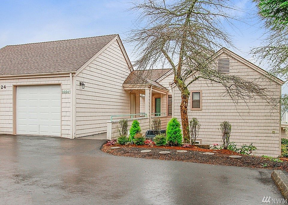 1st image of 22247 SE 42nd Ln #2075