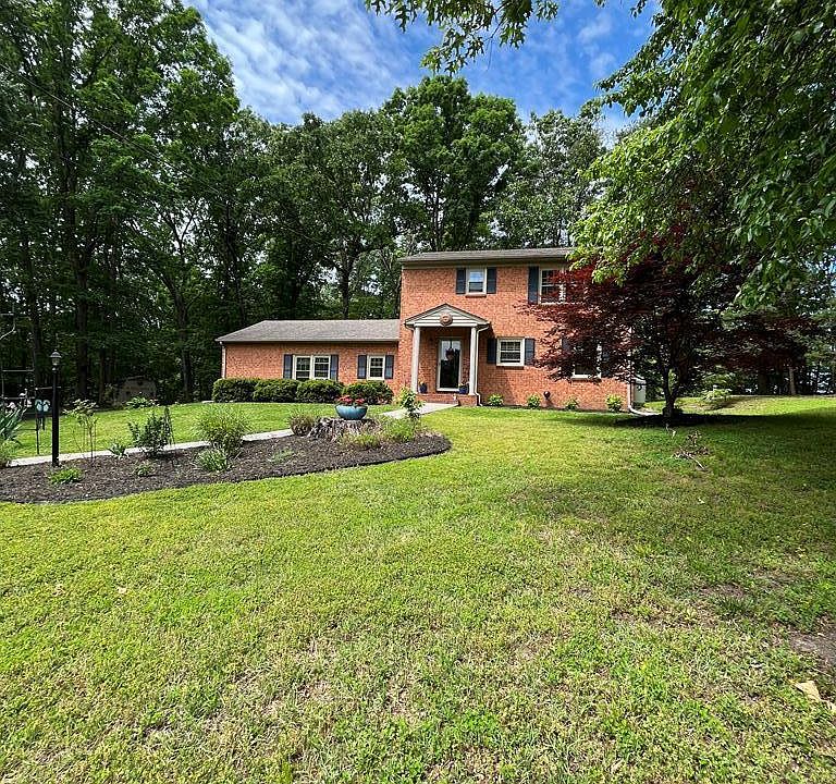 1st image of 2901 Blairmont Dr