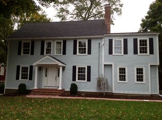 168 Riverview Cir, Fairfield, CT 06824