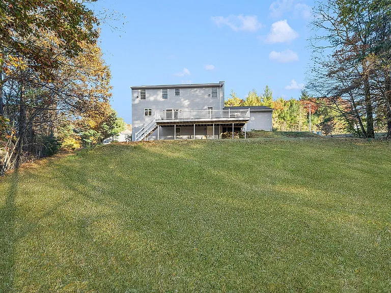42 Rollingwood Dr — Photo 49