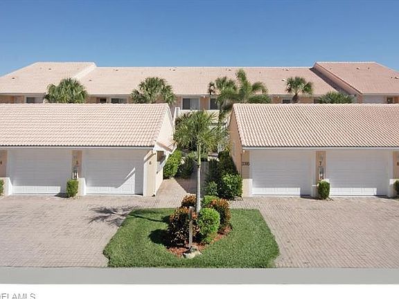 2nd image of 2395 Bayou Ln APT 10