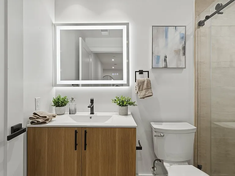 Wood Street Lofts — Photo 38