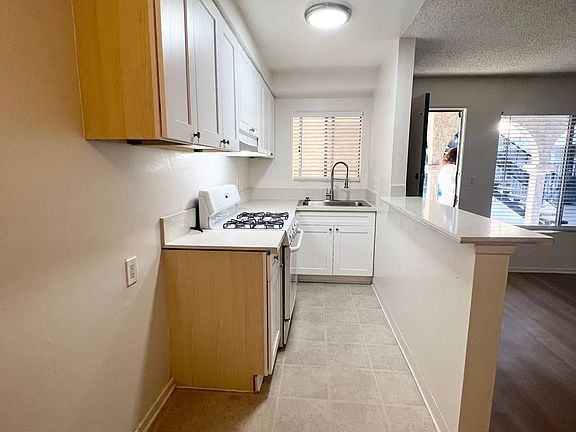 4th image of 4029 W 138th St APT 110