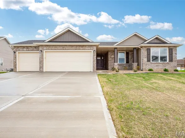 225 Ranchero Dr, Hamel, IL 62046