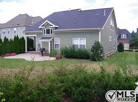 3rd image of 8025 Canonbury Dr