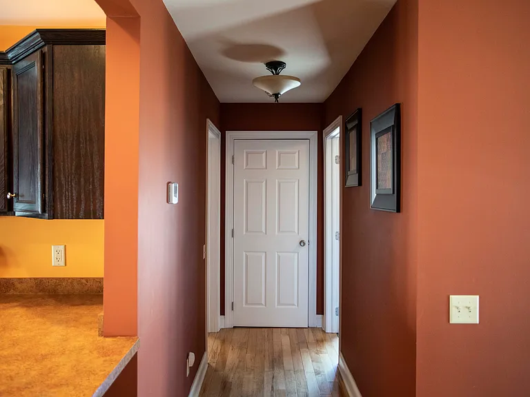 6120 Seneca St #2 — Photo 21