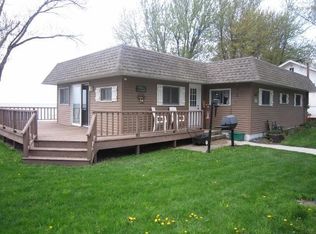 N667 Cow Path Ln, Fort Atkinson, WI 53538