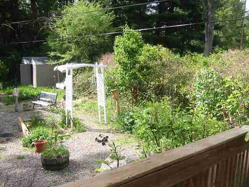 3rd image of 3026 EVELYN Drive