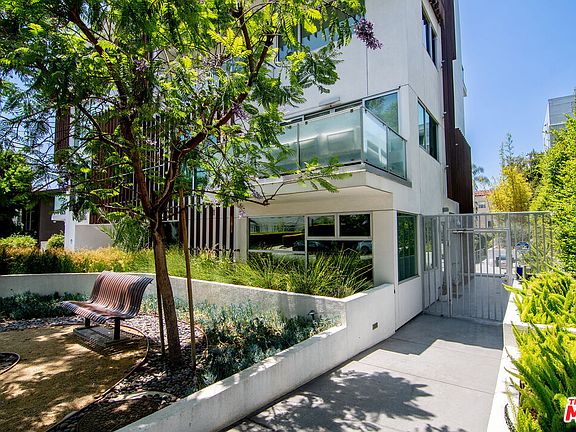 2nd image of 1345 Havenhurst Dr #4