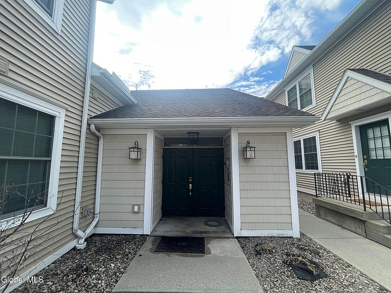 5th image of 1110 Western Avenue APT 9