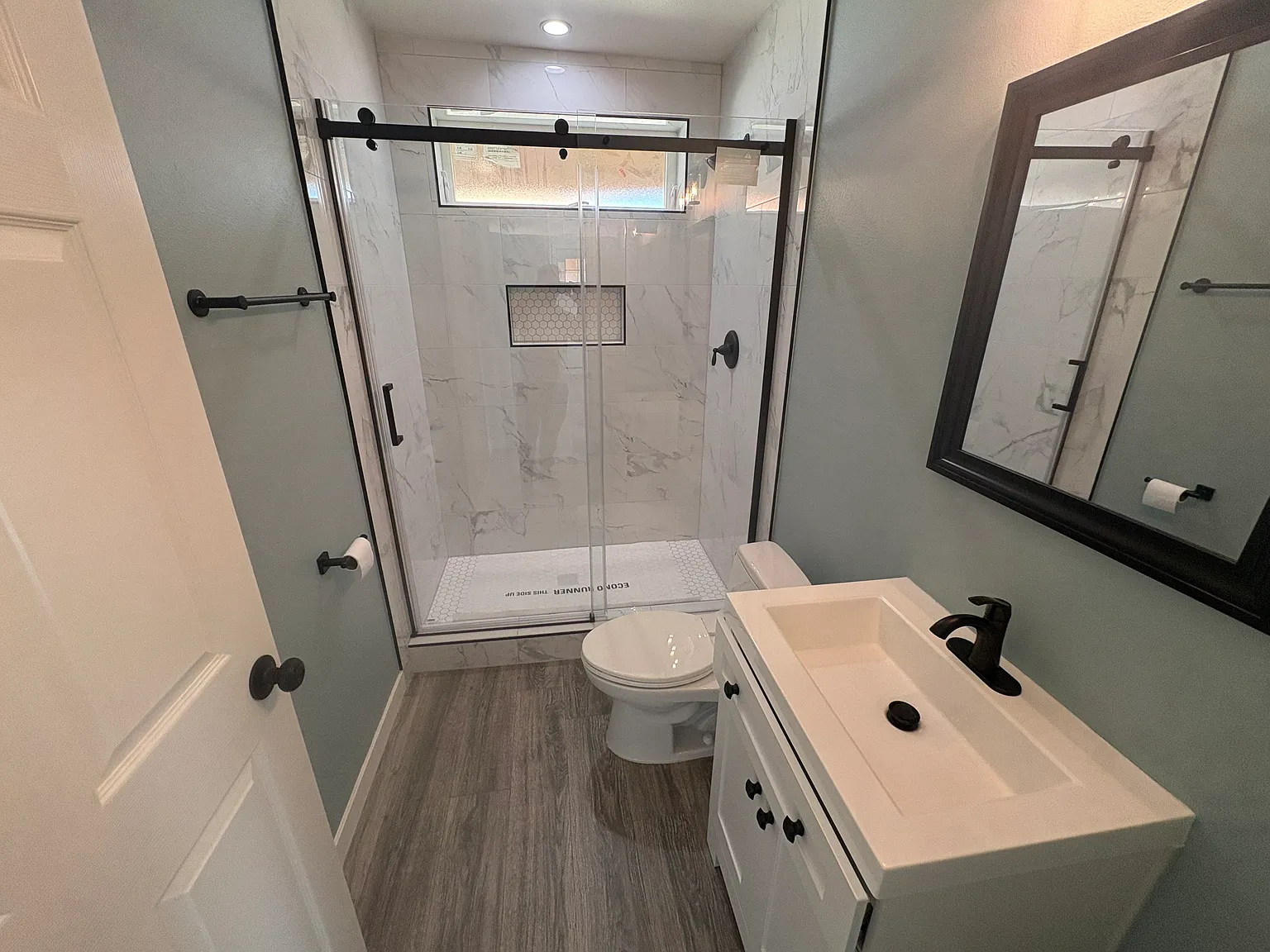 1 bed, 571 sqft, $1,700 — Photo 4