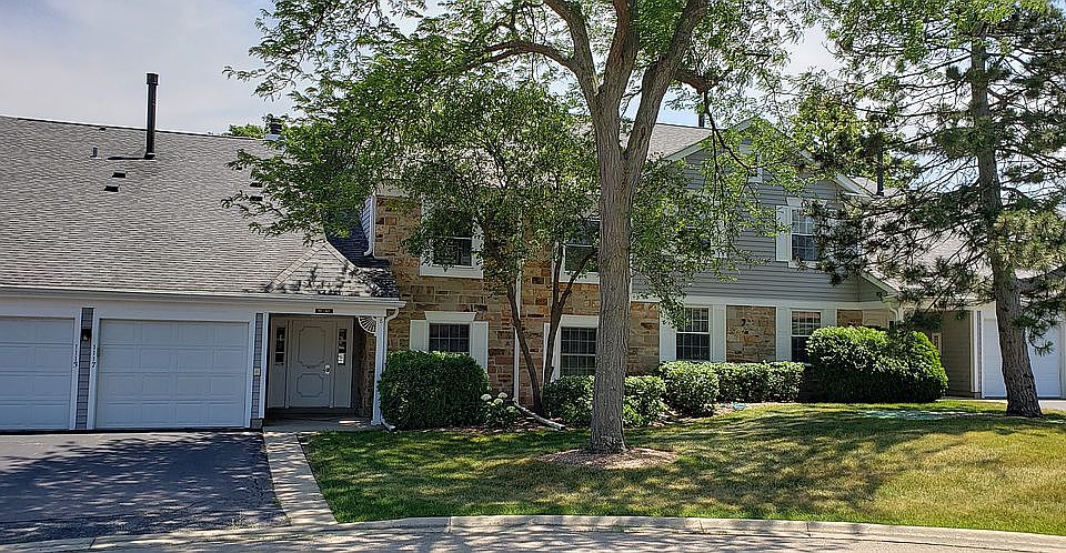 1117 Auburn Ln Buffalo Grove