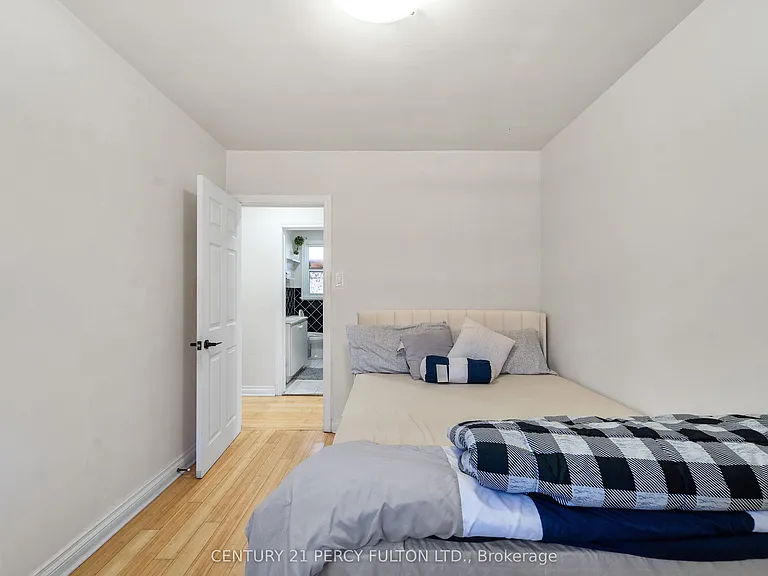826 Brimorton Dr — Photo 11