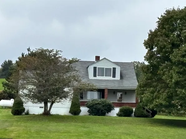 4907 Nestorville Rd, Philippi, WV 26416