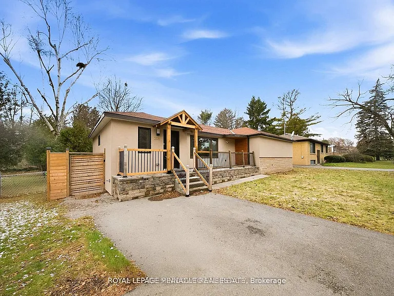 208 Glen Oak Dr — Photo 4