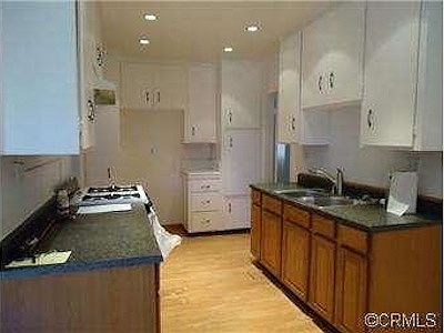 2nd image of 819 E La Deney Ct