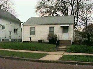 1904 12th St, Rock Island, IL