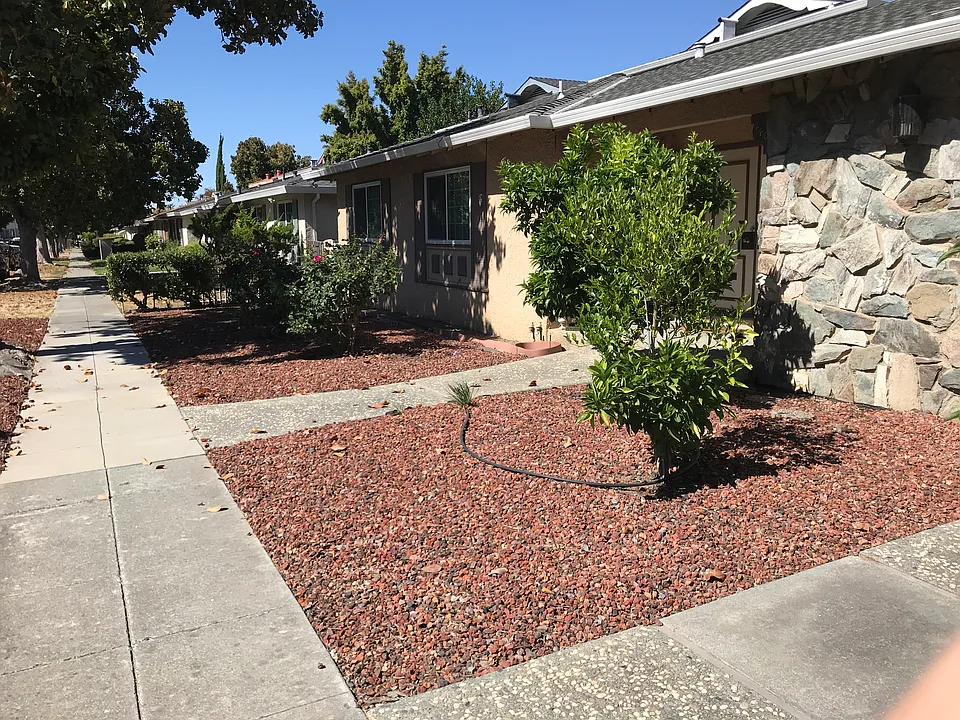 440 Richfield Dr #1