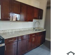 7119 S Merrill Ave #3S, Chicago, IL 60649