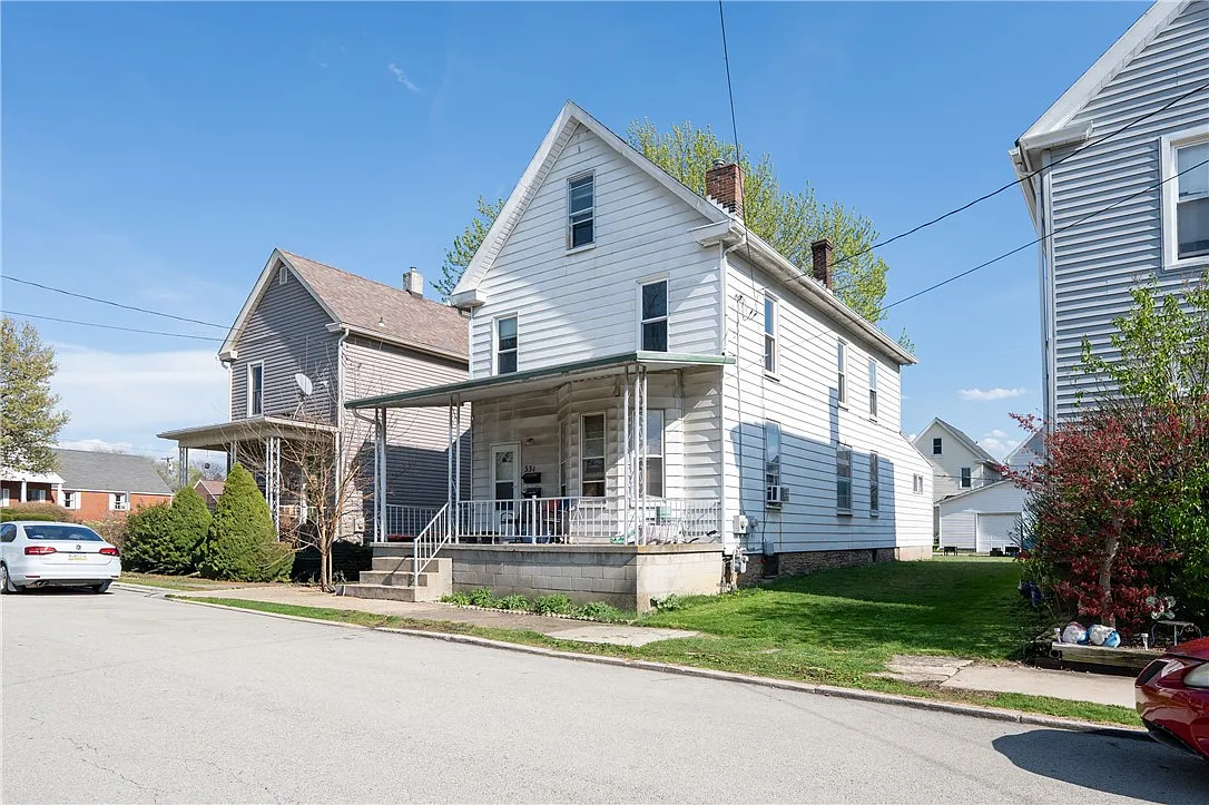 331 Pine St photo 1