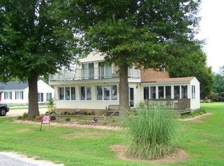 1057 Boaters Way #B, Dunnsville, VA 22454