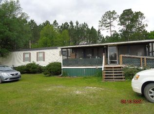 810 B Baker Dr, Jesup, GA 31545