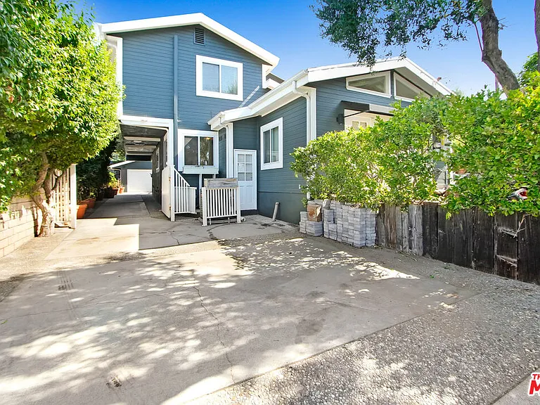 2401 Olive Ave — Photo 3