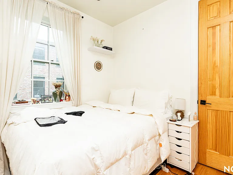 801 Driggs Ave #2B — Photo 4