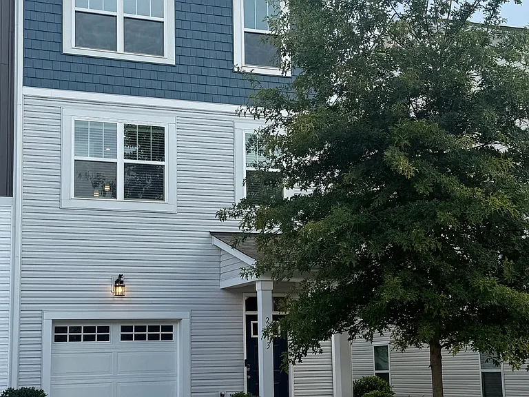 2313 Lazette Dr — Photo 3