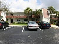 2nd image of 3641 Oaks Clubhouse Dr APT 104