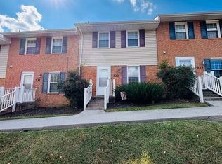 333 New Kent Rd, Blacksburg, VA 24060